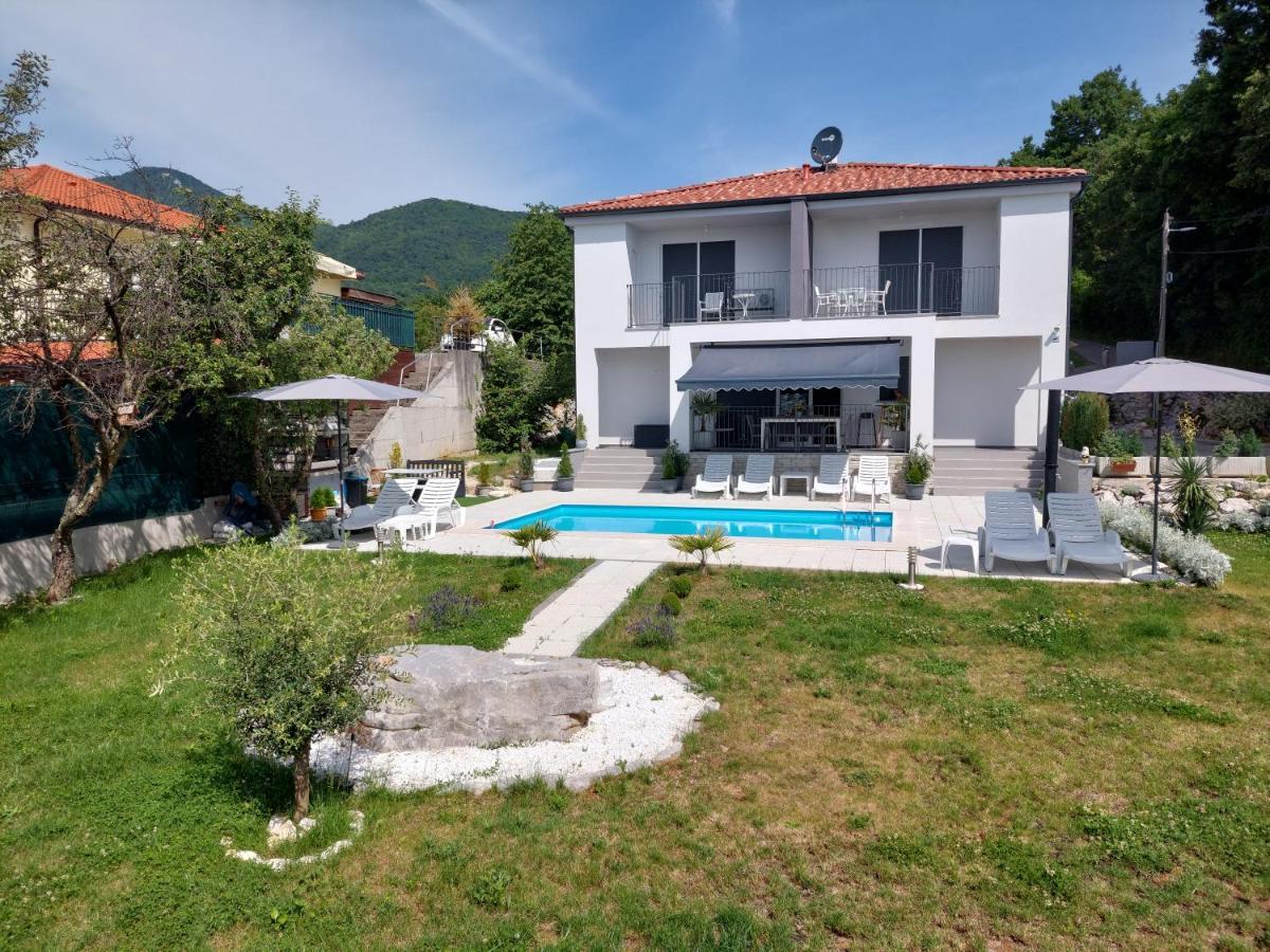 Villa Madlen Icici Exterior photo